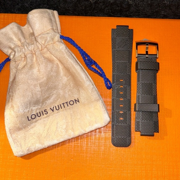 Louis Vuitton Black Textured Watch Strap - Picture 1 of 3